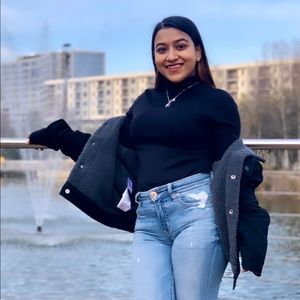 Meet your Posher, Mahira